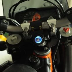 HIGH NOTE PERFORMANCE Oxford Weatherproof Dual Port USB Charger (5V 2Amph) 9 HIGH NOTE PERFORMANCE Oxford Weatherproof Dual Port USB Charger (5V 2Amph)