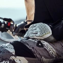 HIGH NOTE PERFORMANCE Rev'it! Caliber Gloves